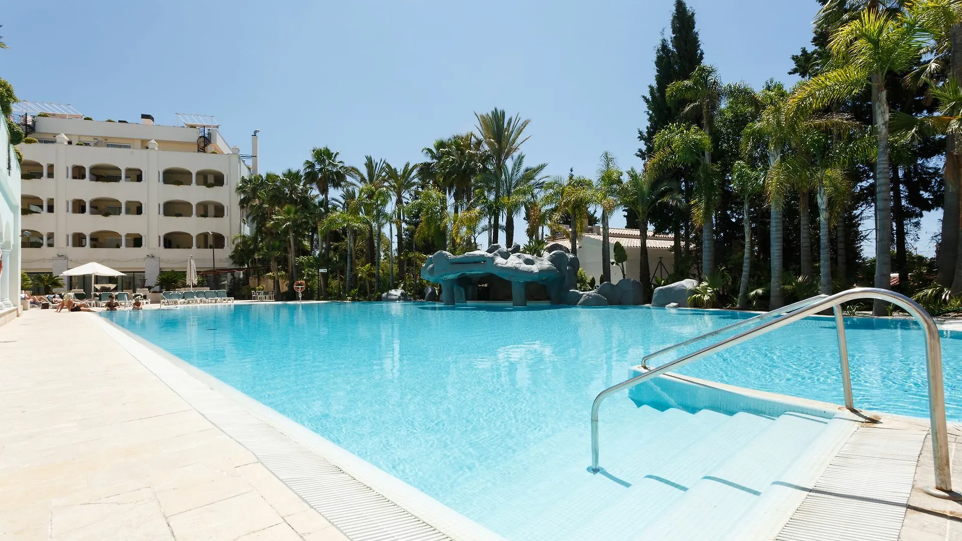 Paal Apartments Marbella Guadalpin