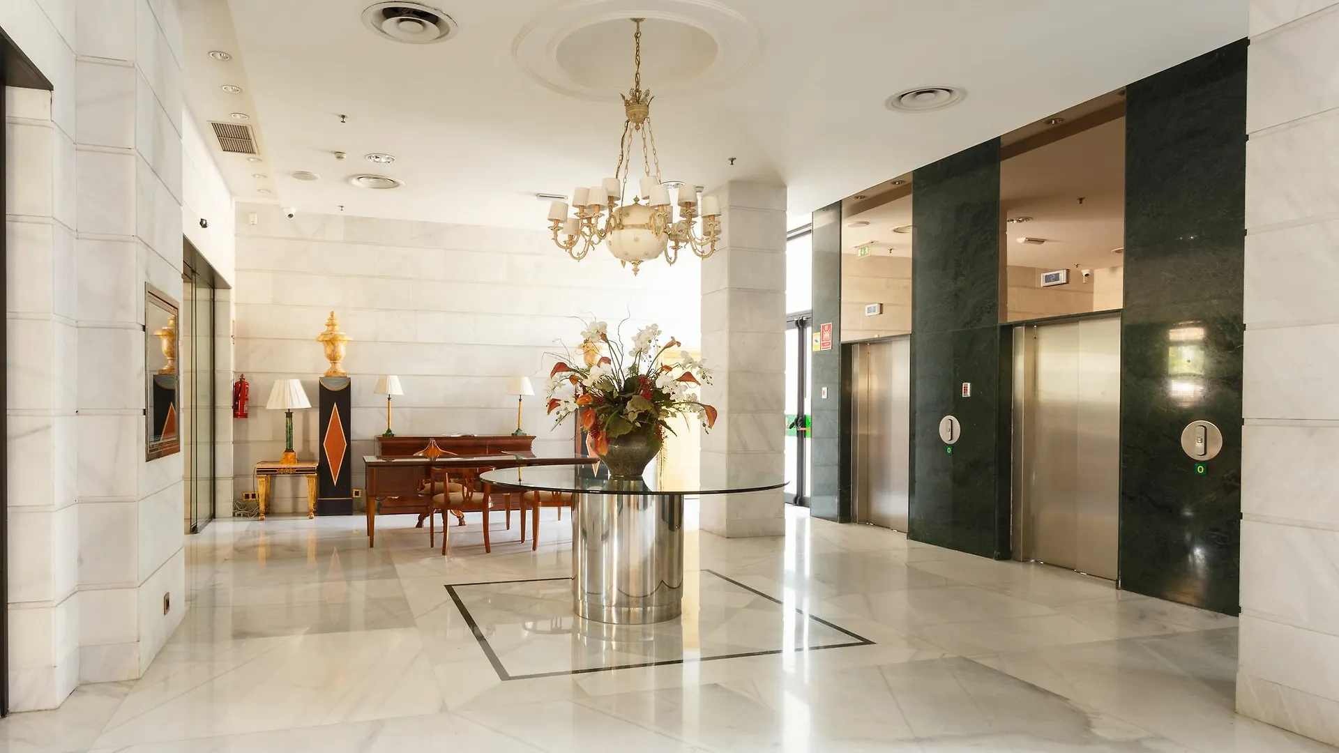 Paal Apartments Marbella Guadalpin