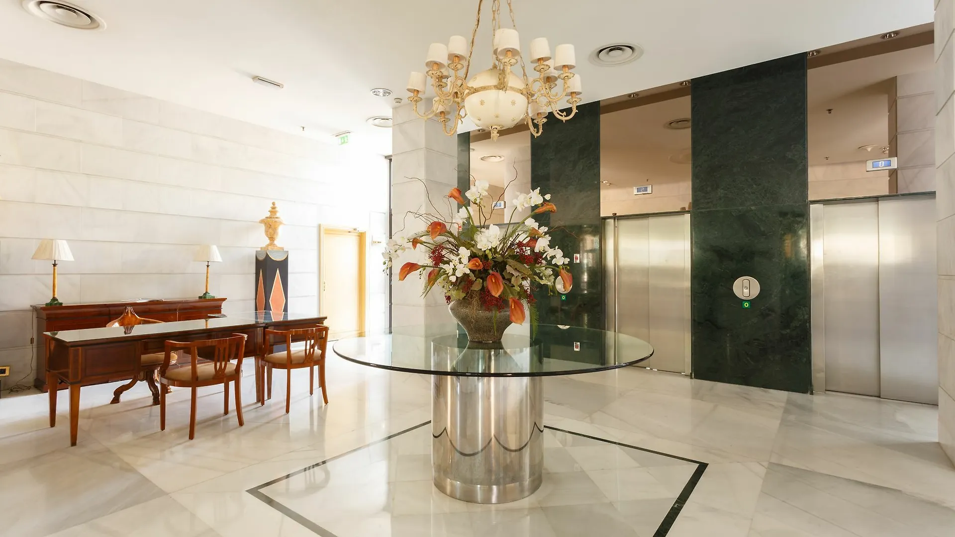 Paal Apartments Marbella Guadalpin
