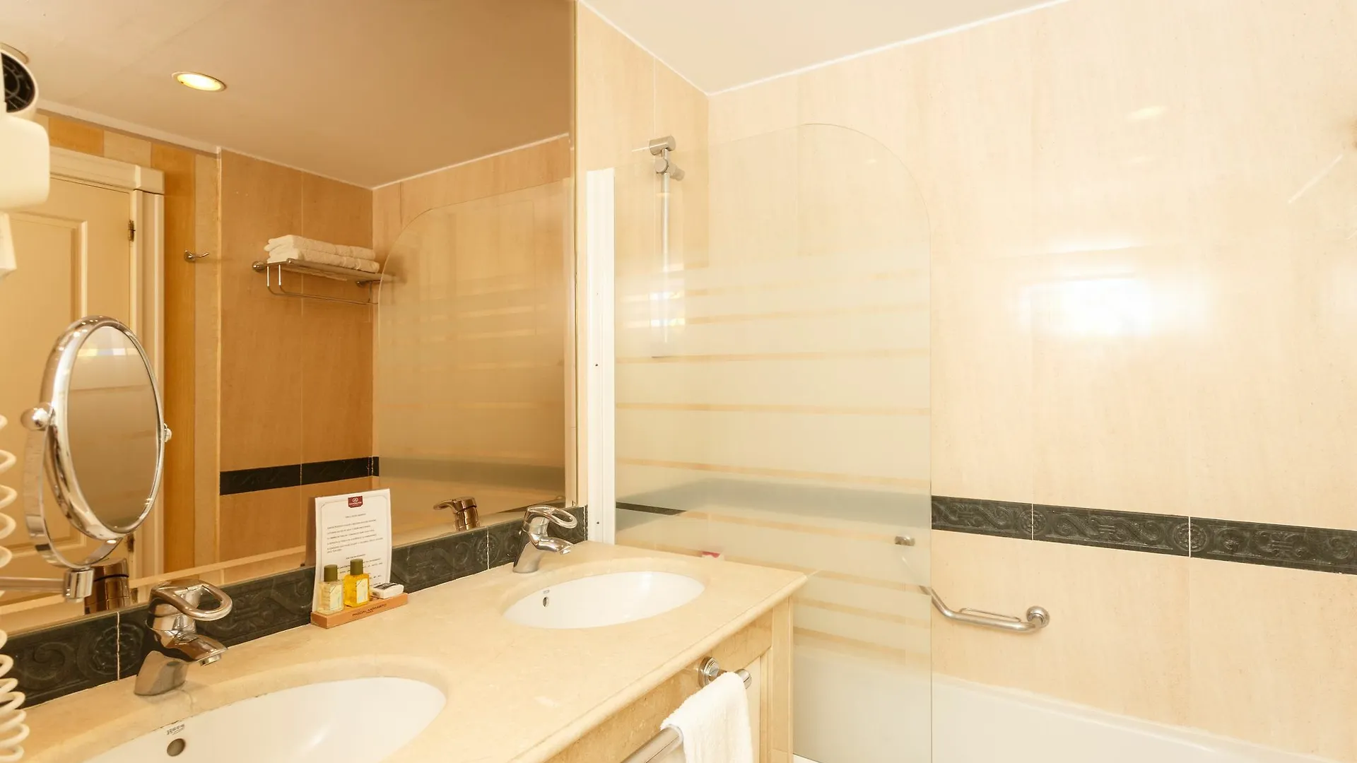 Paal Apartments Marbella Guadalpin